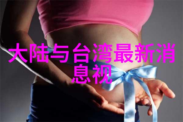 景甜又剪头发了这回不仅颜值爆表还能现场直播世界杯让粉丝们既能享受美女的素颜聊天又能一起看球真是双喜临