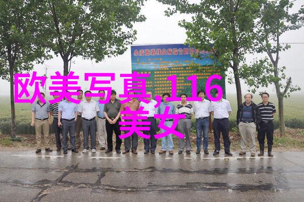 在传统节目与新兴媒体之间未来是否还有空间给类似于综艺喜乐汇这样的节目