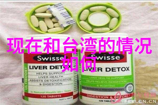 颜彩交融解析如何在风景图中表现季节变化的艺术之道