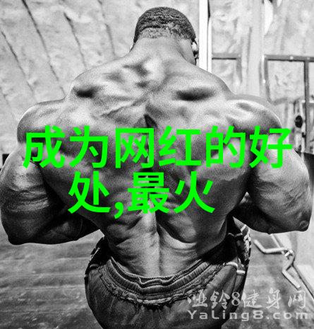 2022初春时尚风向初恋背带裤成减龄瘦型号新宠
