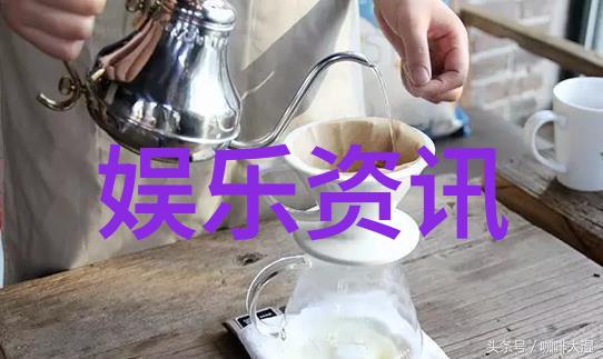 在公交车后座的疯狂小视频制作人群中如何让无聊旅程变成创意盛宴