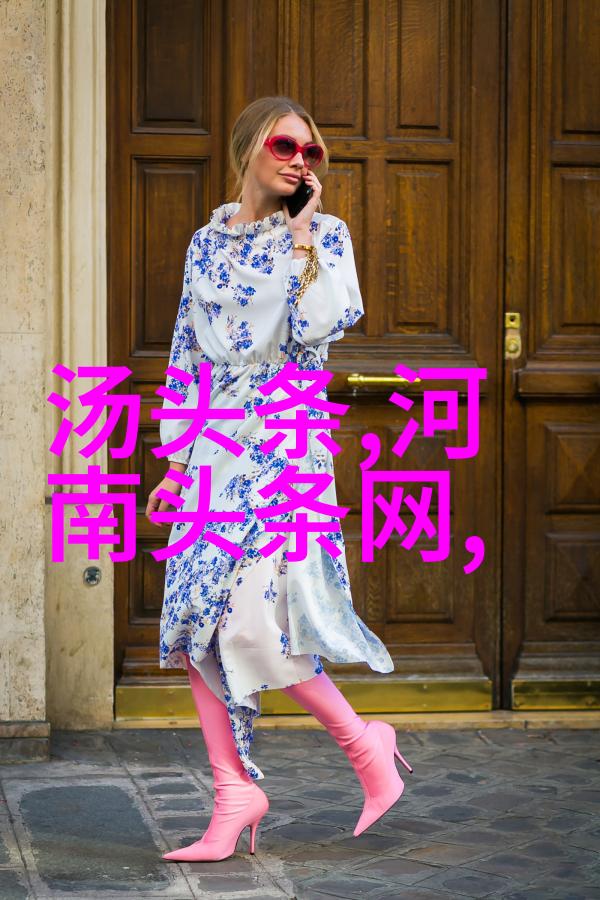 柏林苍穹下翻拍新版黑神驹阿什利阿维斯导演女朋友的妈妈电影完整版自然场景