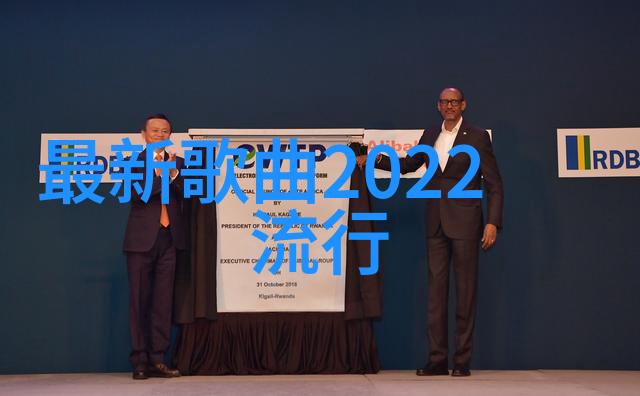 幸福爱情的图片说说大全女生版拥有喜欢的人真好每天抱着心爱的小熊玩偶保持快乐的心态无论何时都是美好的开