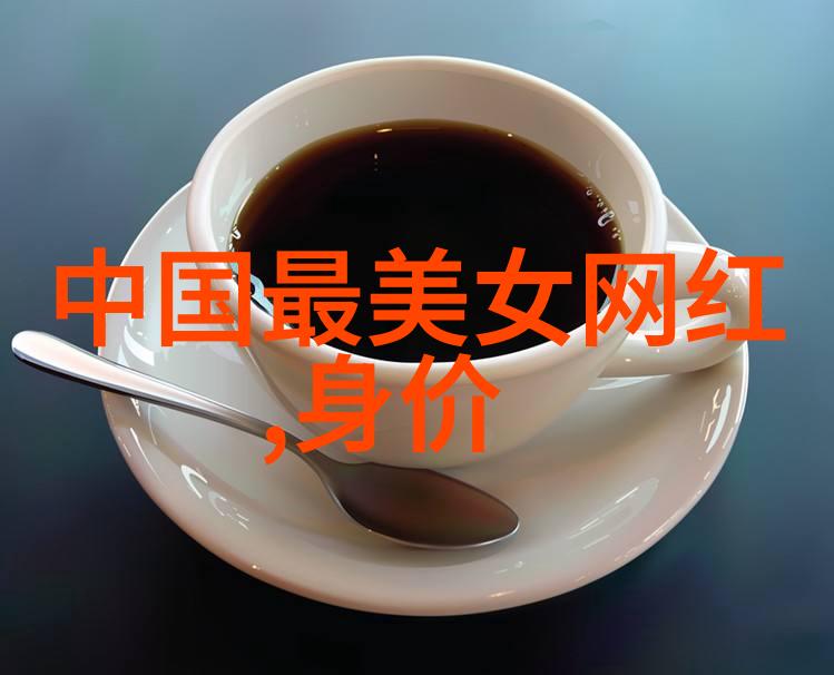 耳环搭配指南如何让你的发型和服装更加完美