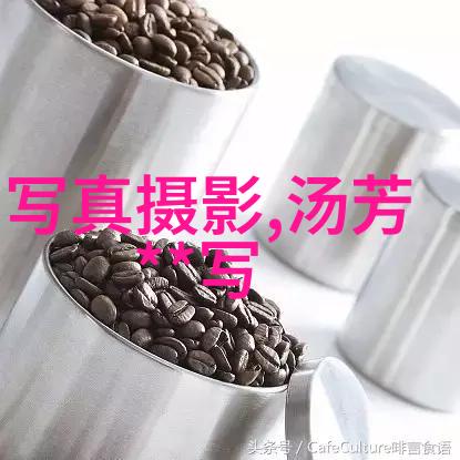 沉浸在青眼影的深邃世界中