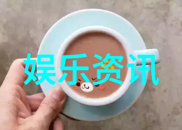 社会时尚趋势冬季男女大地色服饰显气质高级大方