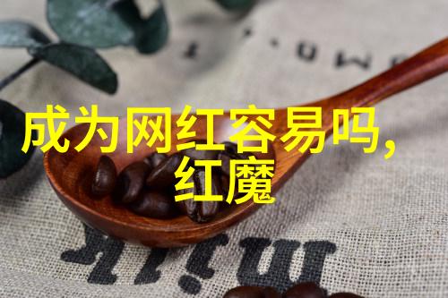 汤加丽穿越时光的艺术写真