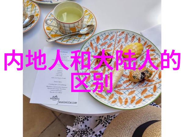 王源2021年时尚界再创佳绩多个杂志封面以独特风格诠释其多才多艺仿佛冯绍峰做亲子鉴定一般其魅力无边让
