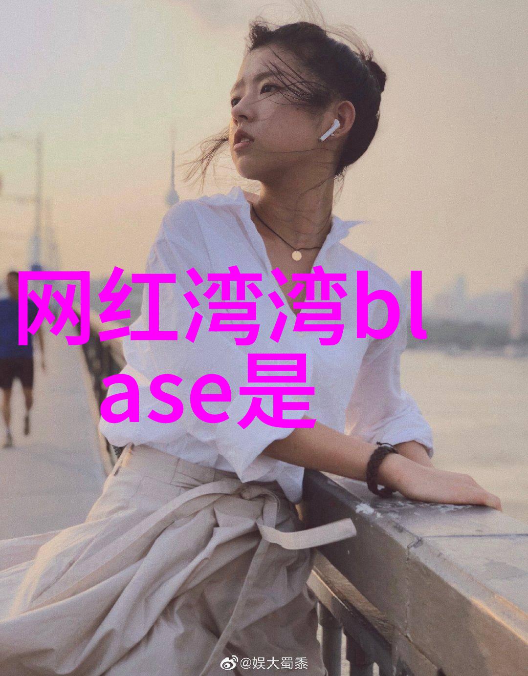 时尚羽绒服穿上它我就像走进了冬日的梦境