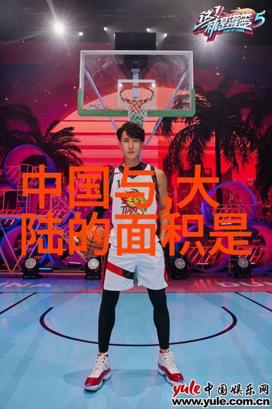 不戴胸罩内衣的瑜伽老师我亲眼见证了这位老师的自信之举