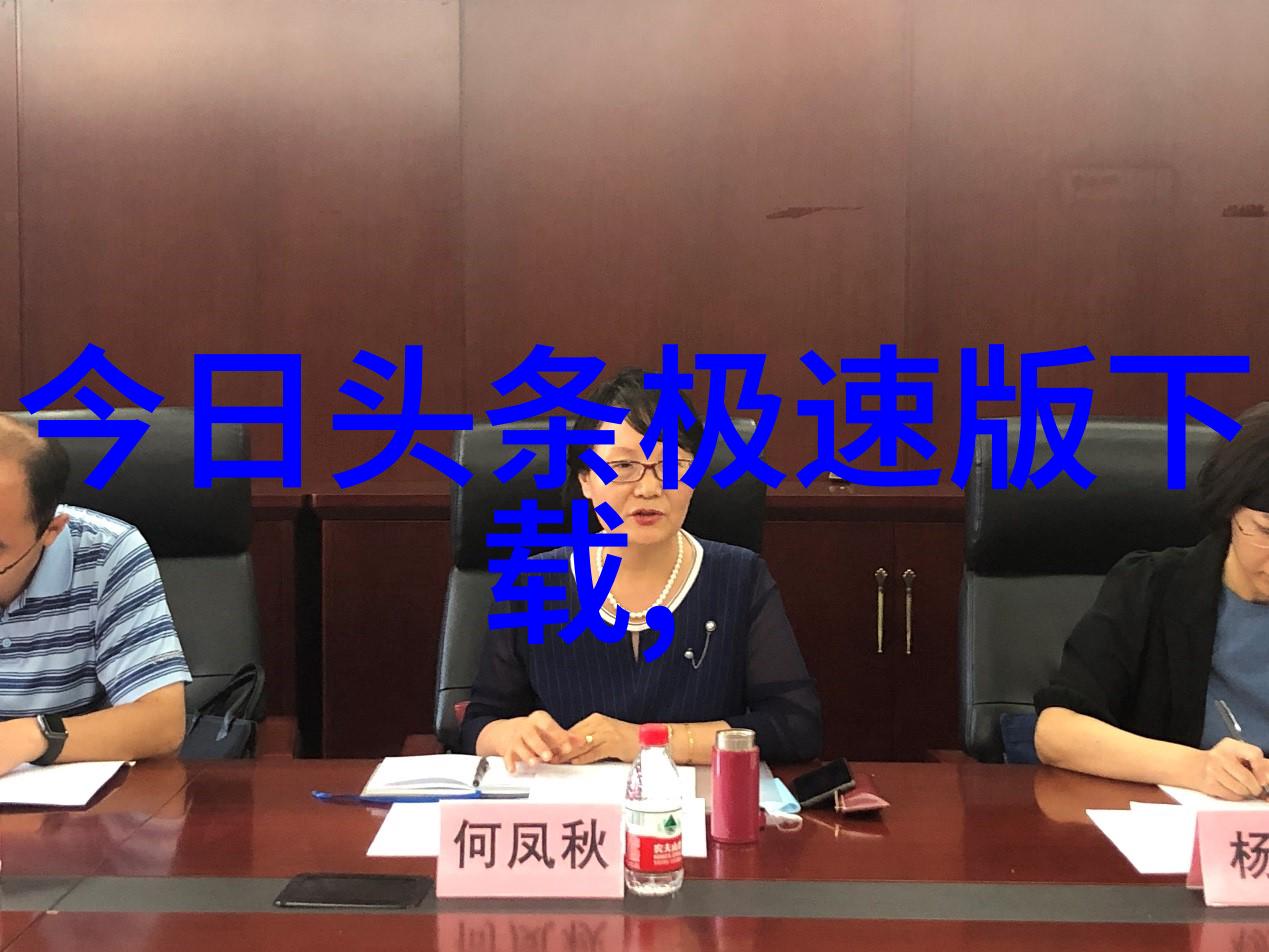 影视艺术的魅力从银幕到大屏幕的演变与影响