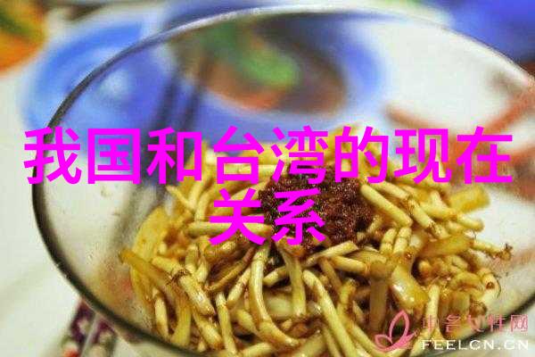 金色的液体银色的画面探索饮品娱乐模式下的市场潜力