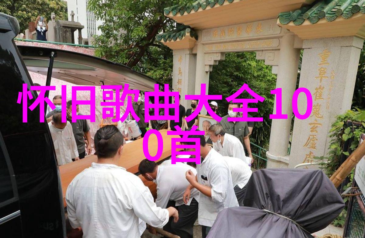 导演是如何将吴秀波和唐艺昕塑造成电影中的重要元素的