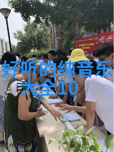 少女时代允儿脚踝受伤 粉丝面前努力笑后台偷落泪