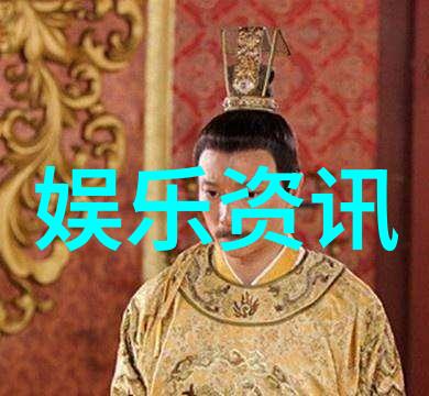 红唇轻启水珠滴落PO18的温柔一幕