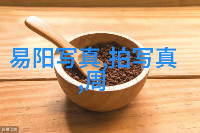 夏日清凉比基尼写真展览中的泳装魅力与海滩美景