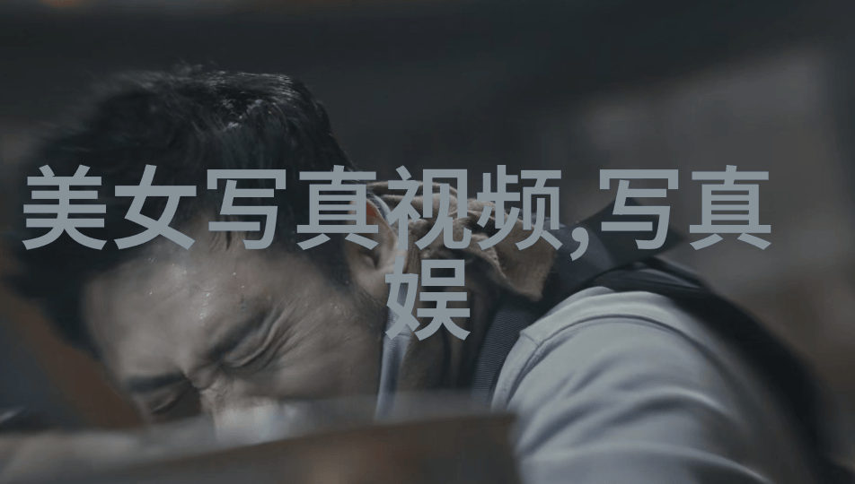 时尚女装图片镜中花笑语轻风的时尚舞步