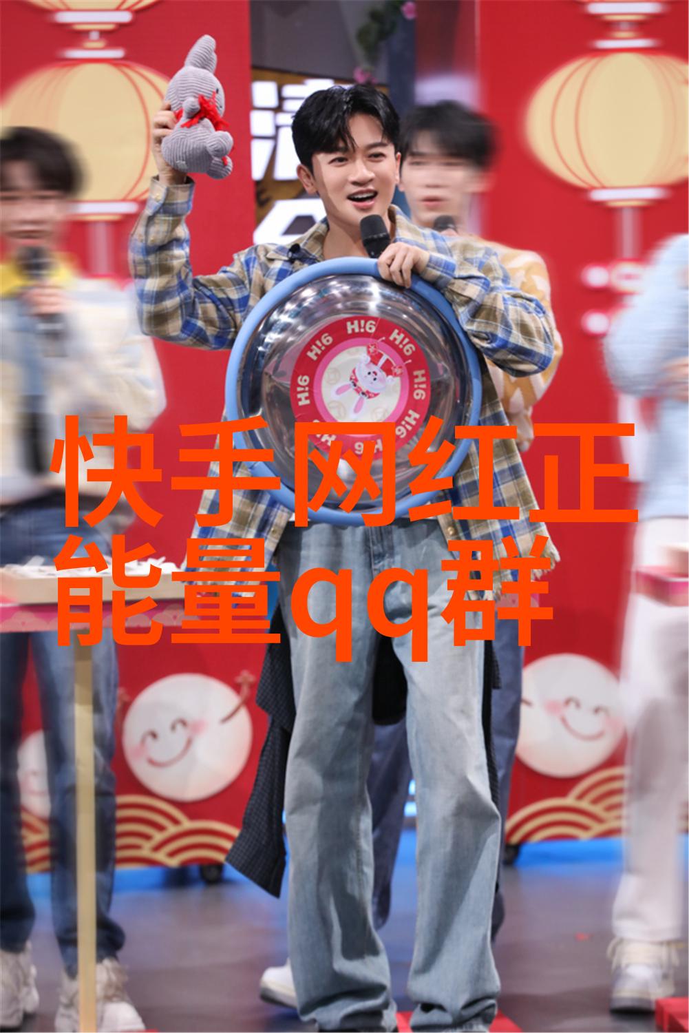 社交媒体和社区分享功能是否应该融入到现代影视仓中
