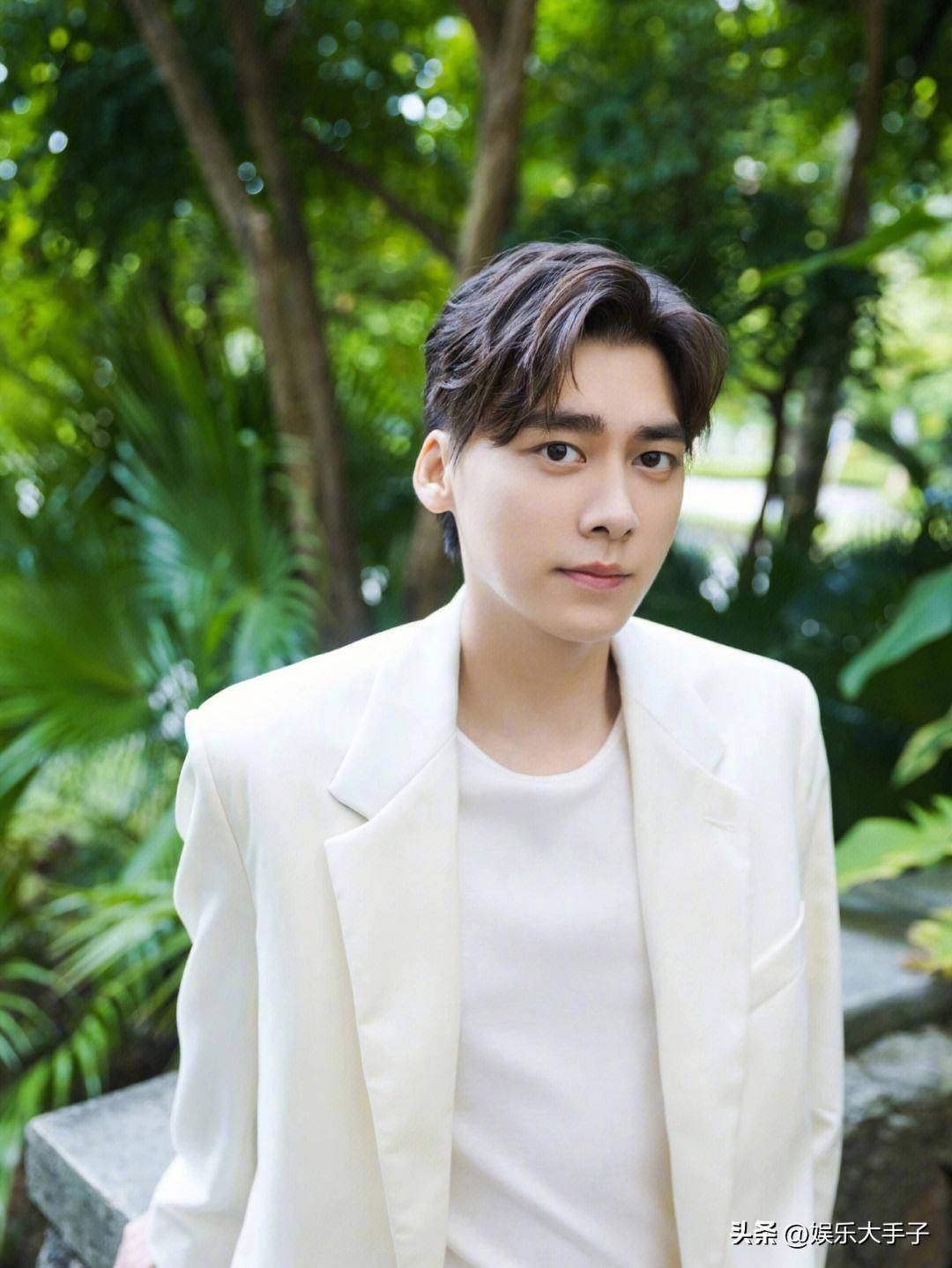 今日头条明星八卦_头条娱乐八卦_yy八卦头条/